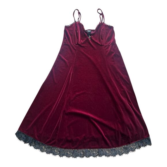 Cosmic Aura Slip Dress Womens 1X Burgundy Velvet Adjustable Straps Lace Hem Goth - Picture 12 of 12